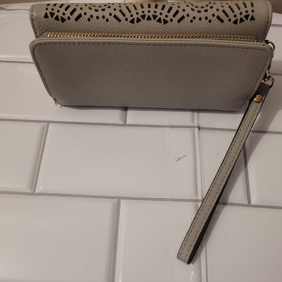 Call It Spring Wallet / Wristlet - Picture 2 of 4